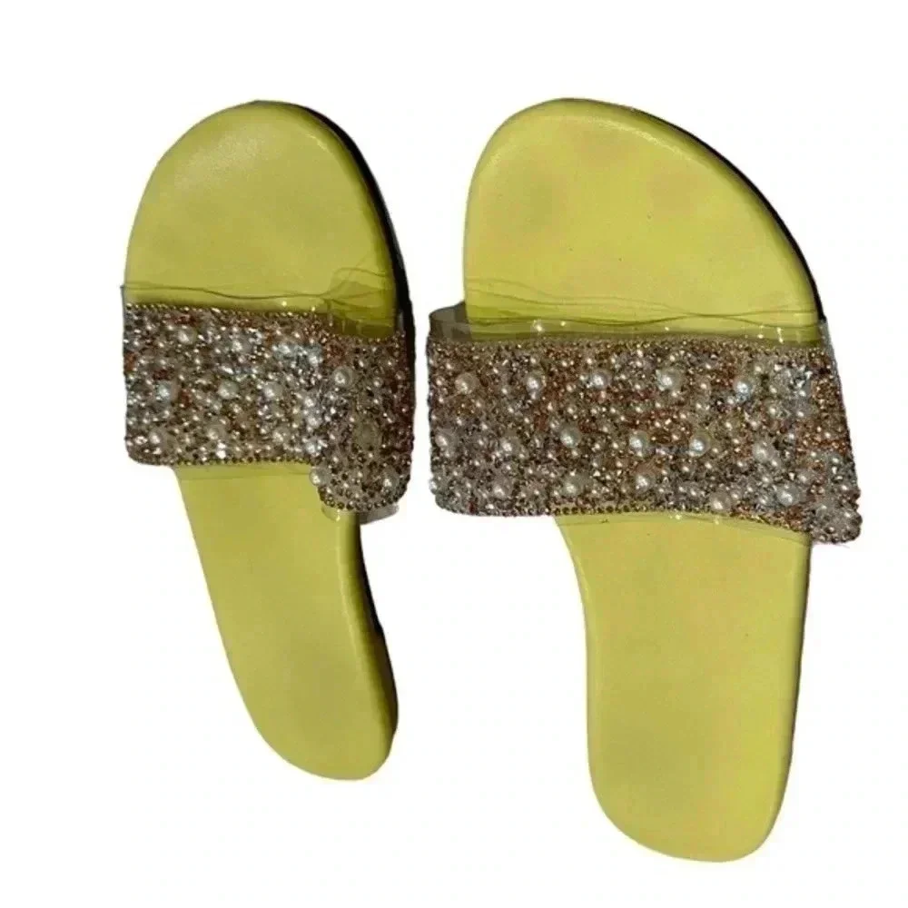 Yellow beaded embellished flip flop slides women’s shoes size 39 EU 8.5 US
